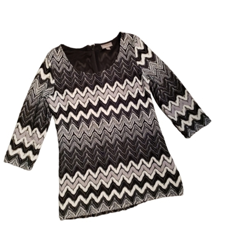 ROZ & ALI Ladies top